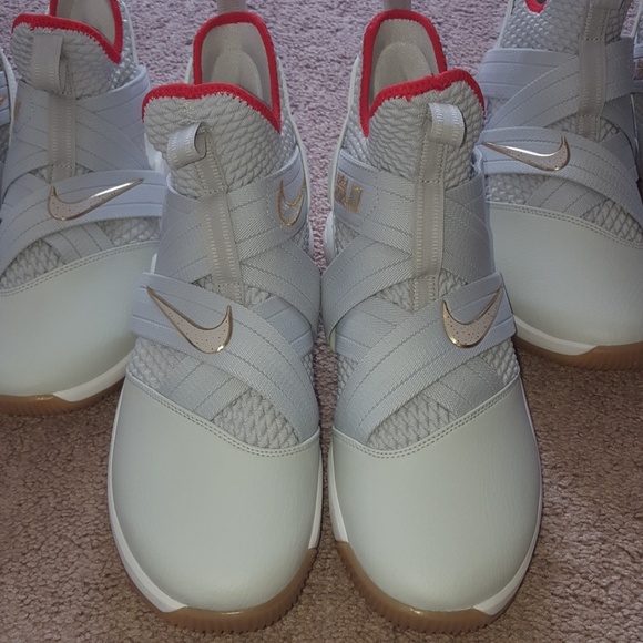 ☆New☆ Nike LeBron Soldier 12 Light Bone - Picture 3 of 8